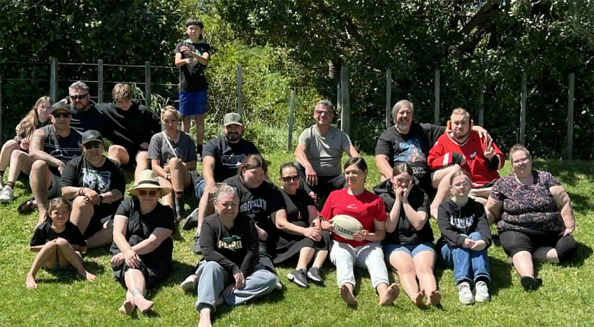 Peakman gathered at Whakakī